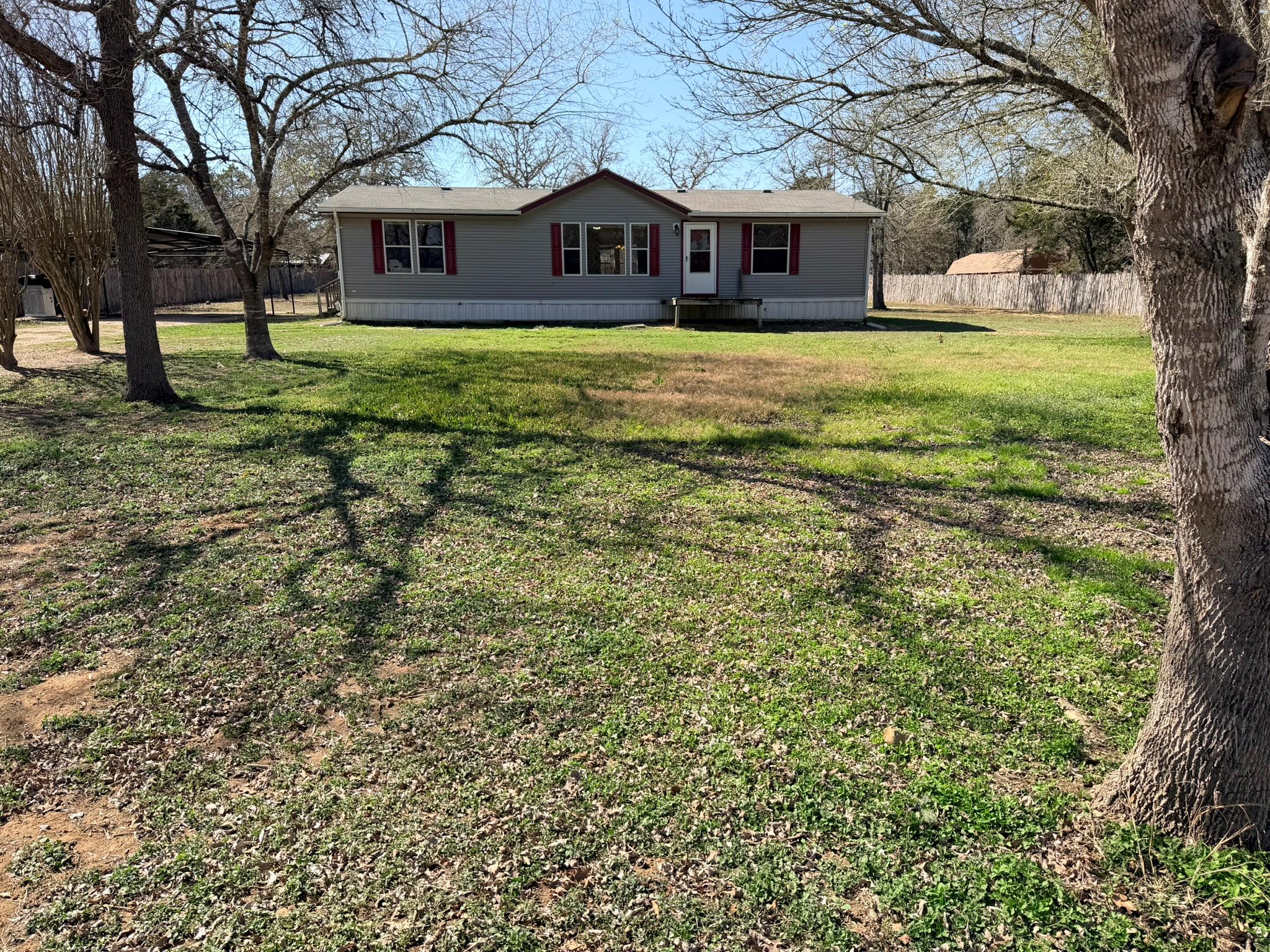 185 Peace Pipe None, Smithville, TX 78957