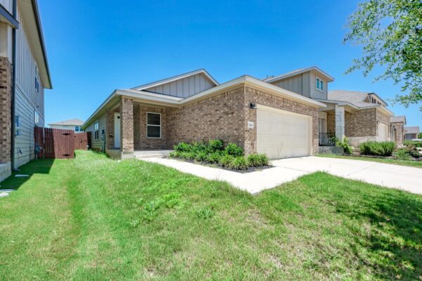 524 Longmount Cv, Liberty Hill
