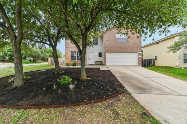 113 Sawgrass Cir, Kyle