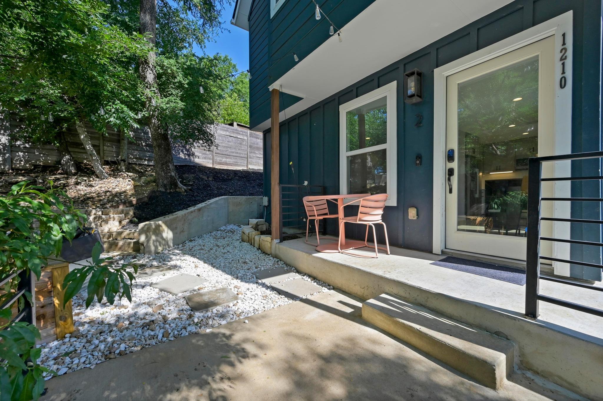 1210 Luna St #2, Austin, TX 78721