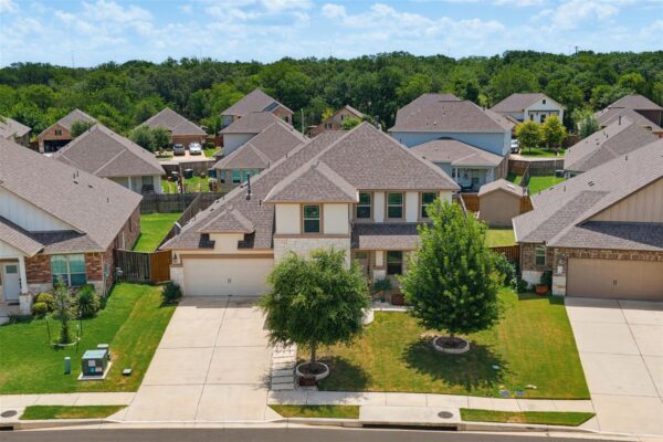 12613 Twisted Root Dr, Manchaca