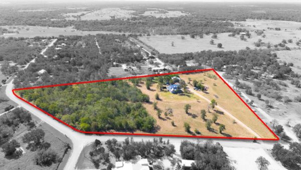 201 Cherylton Dr, Red Rock
