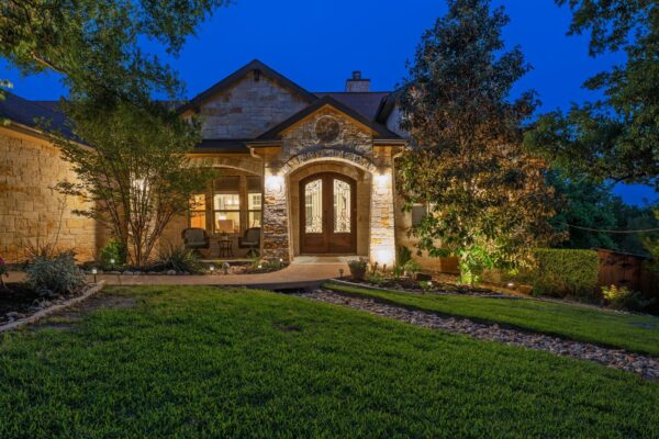 2703 Pyramid Dr, Austin