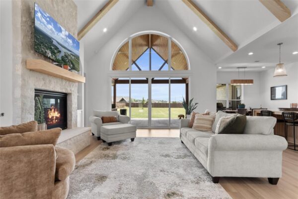 1602 Hunt Dr, Salado