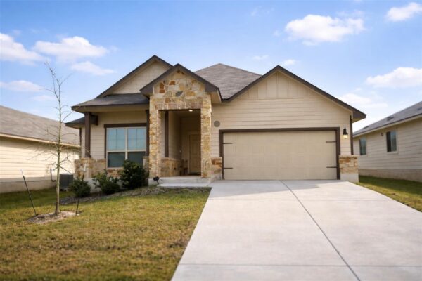 148 Pivot Dr, Taylor