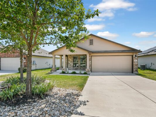 141 Igneous Ln, Jarrell