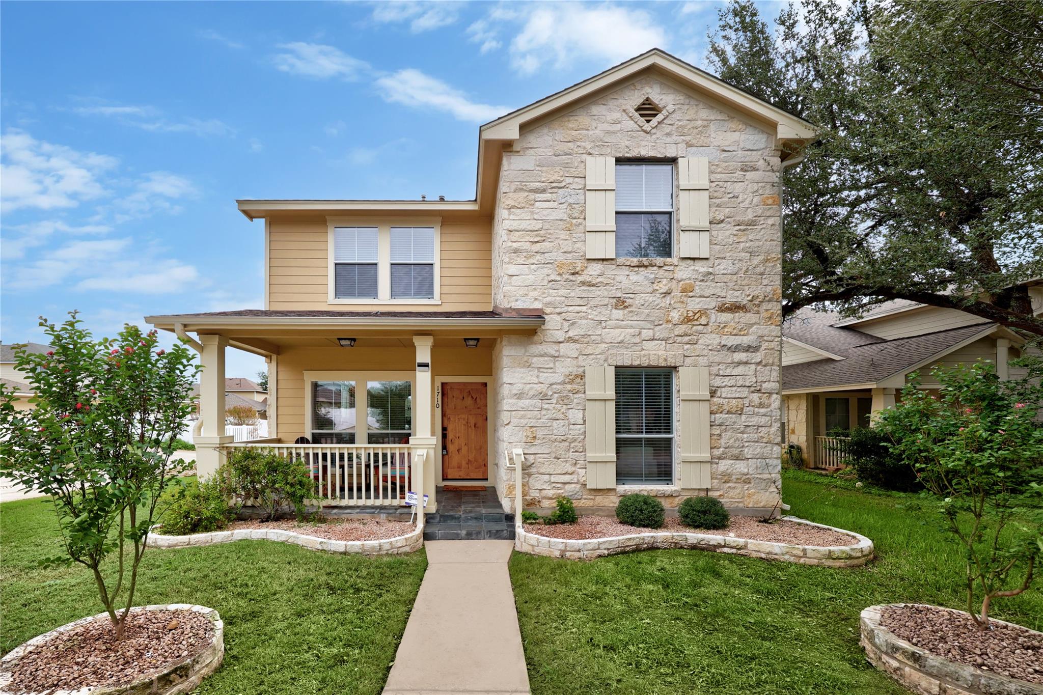 1710 Big Bend Dr, Cedar Park, TX 78613