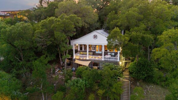 1000 Baylor St, Austin