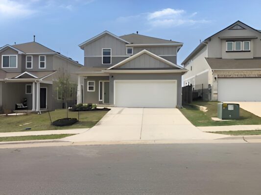 10906 SENTINEL Dr, Austin