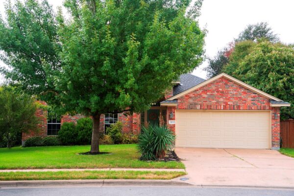 903 Ambrose Dr, Pflugerville