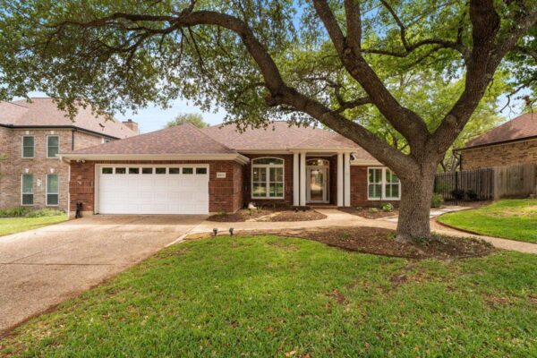 8813 Marybank Dr, Austin
