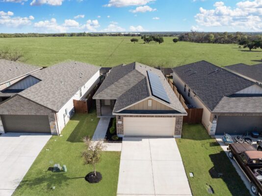 200 Longmount Cv, Liberty Hill