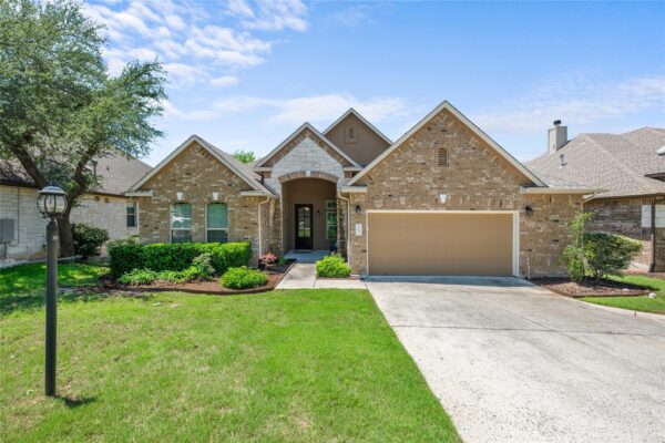 205 Bellagio Dr, Lakeway