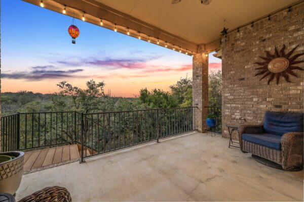 205 Bellagio Dr, Lakeway