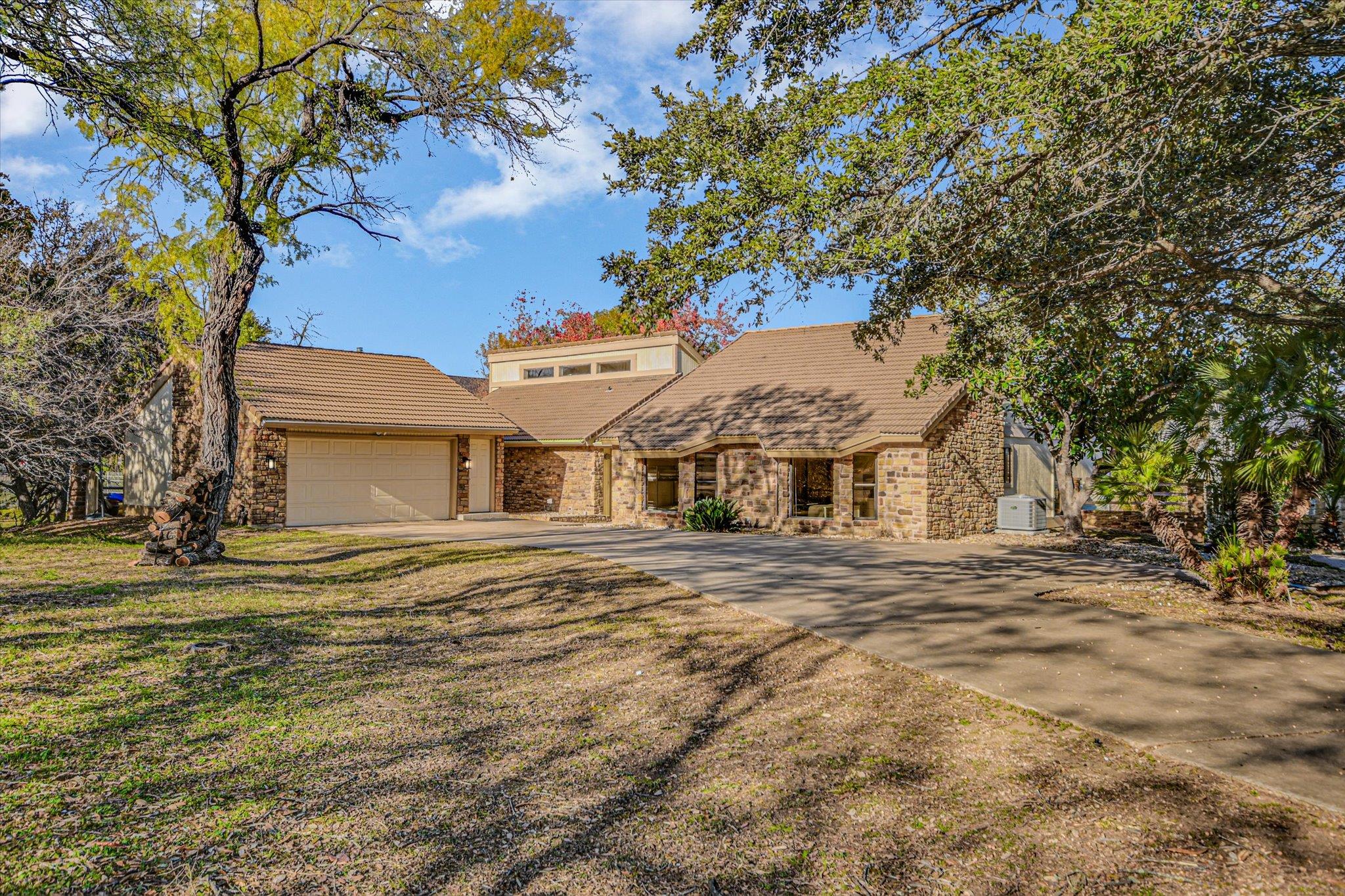 108 Nimrod None, Horseshoe Bay, TX 78657