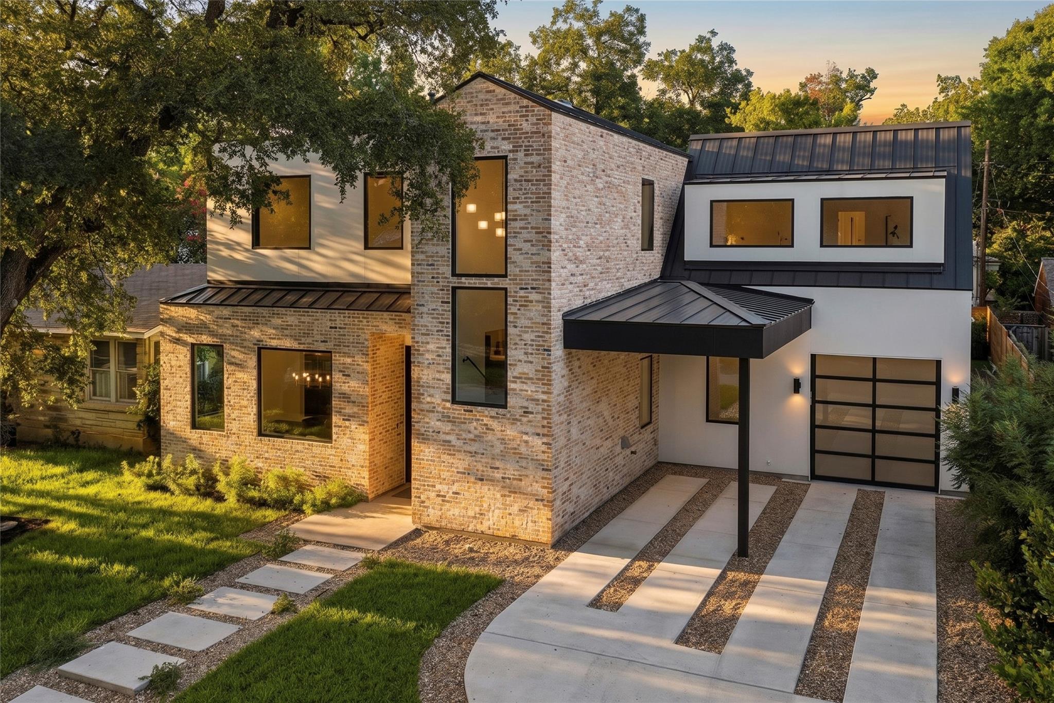 1702 W 30th St, Austin, TX 78703