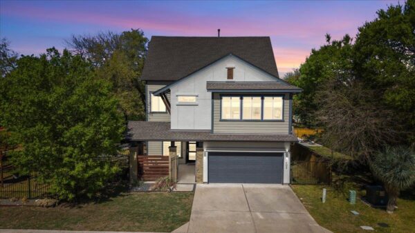 1405 Matthews Ln, Austin