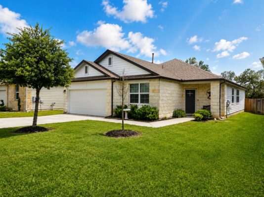 224 Baron Creek Trl, Bastrop