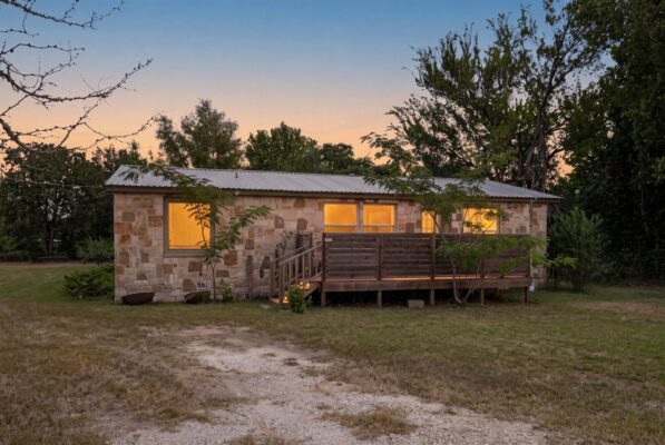 513 fm 2336 None, Bastrop