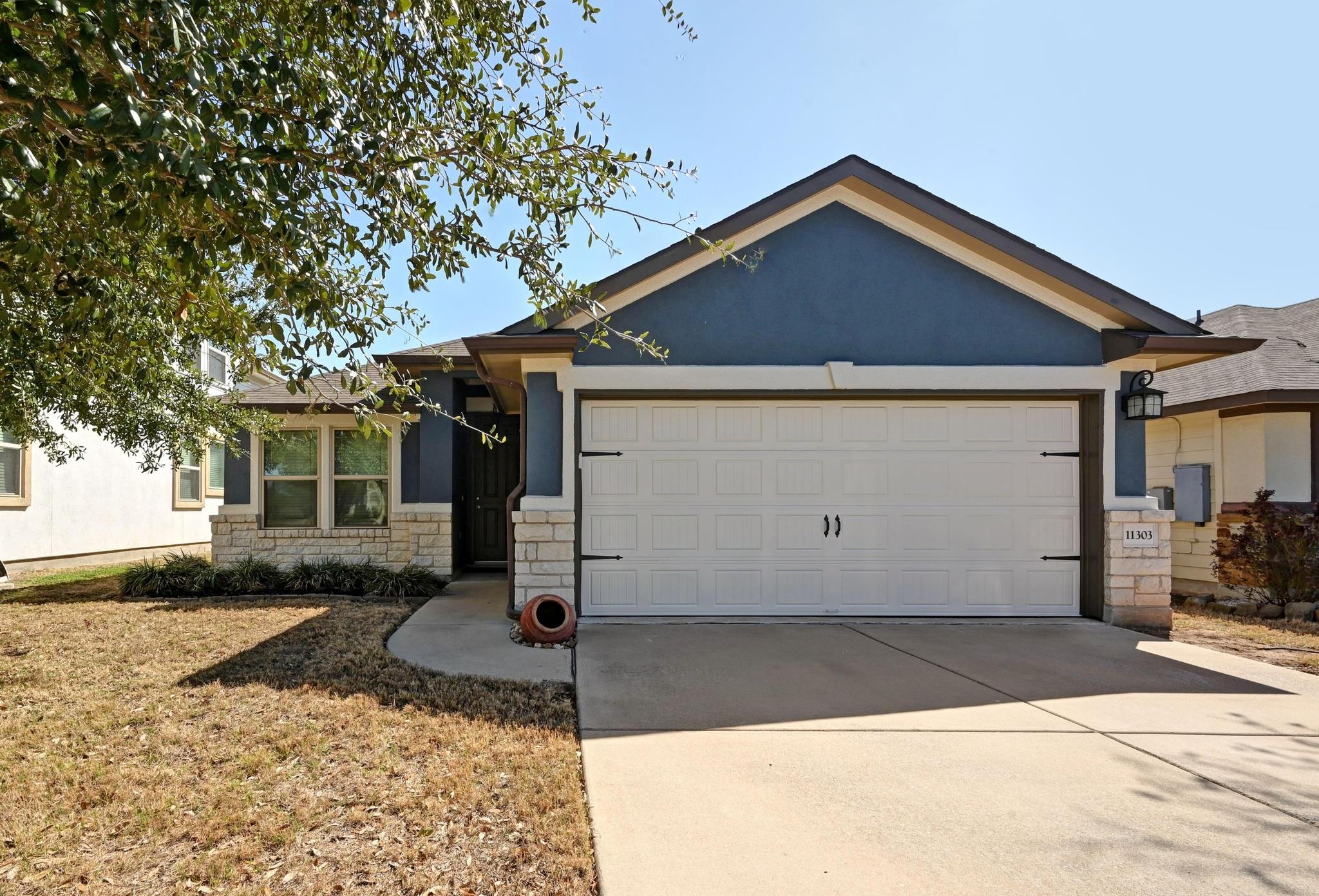11303 Birlandier Ct, Manchaca, TX 78652