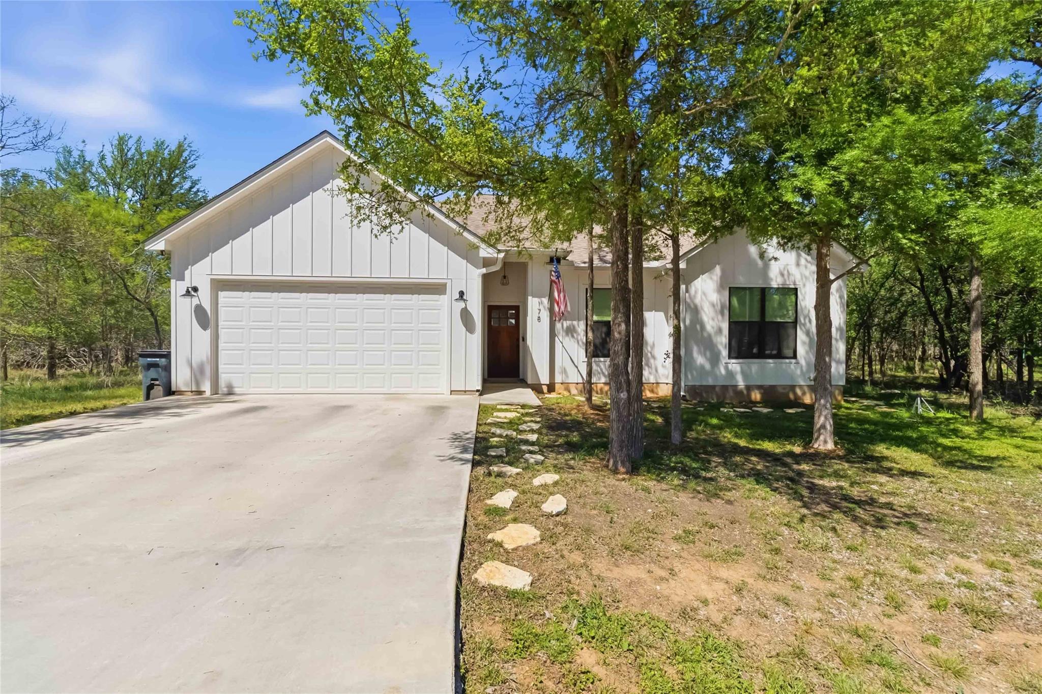 178 Waikakaaua Dr, Bastrop, TX 78602