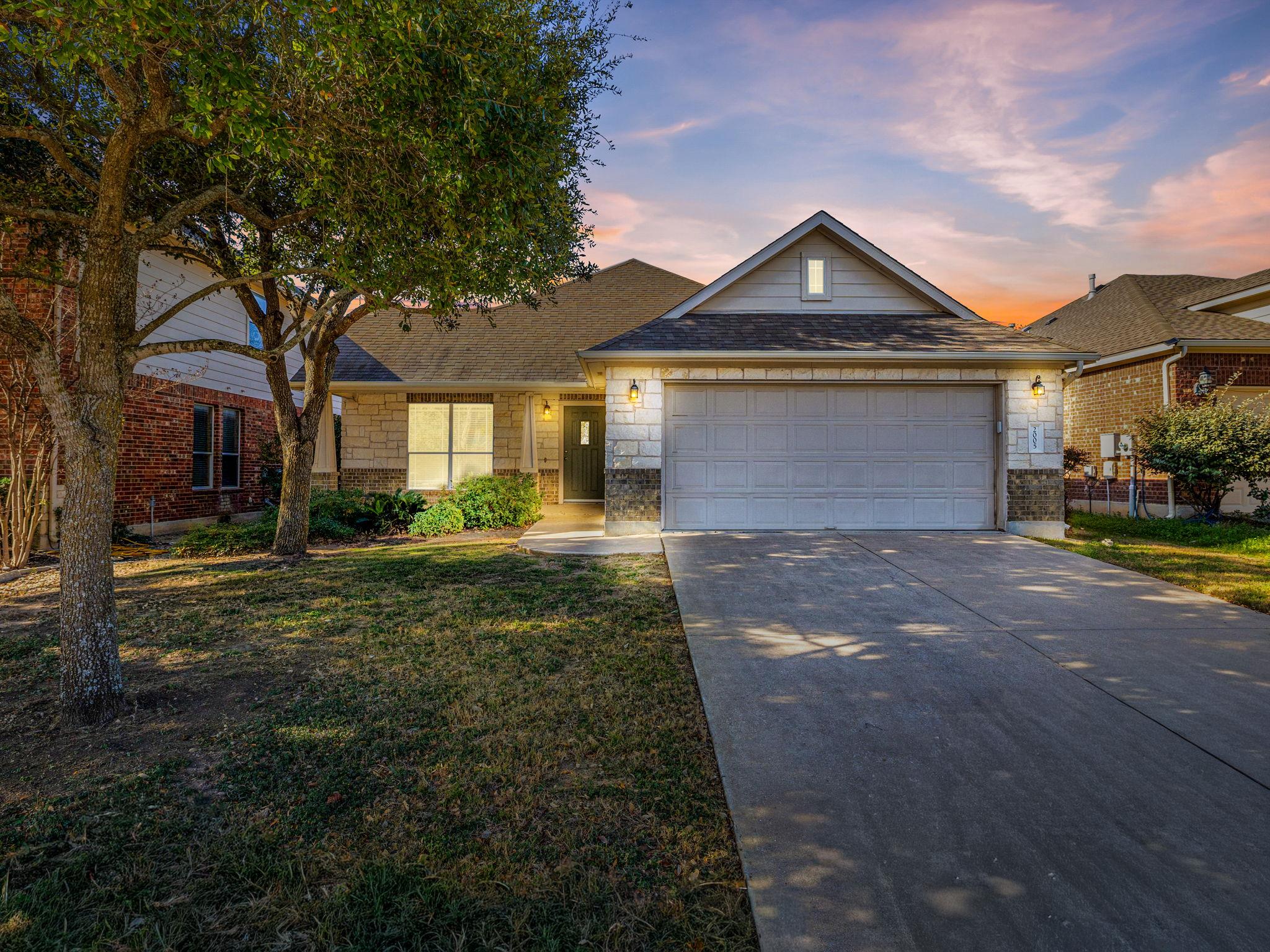 2005 Granite Springs Rd, Leander