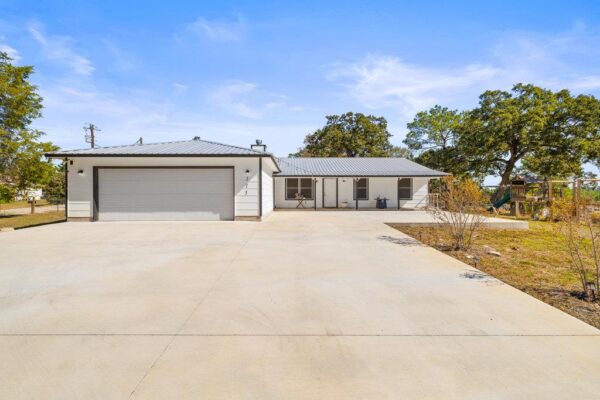 115 Rangeland Rd, Bastrop