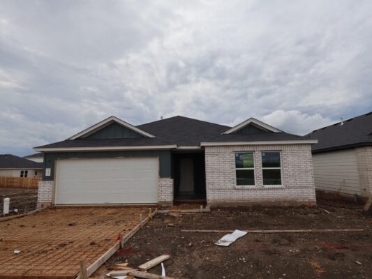 12404 Setting Peak Ln, Buda