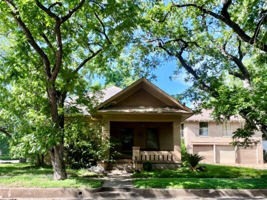 101 NE 6th St, Smithville