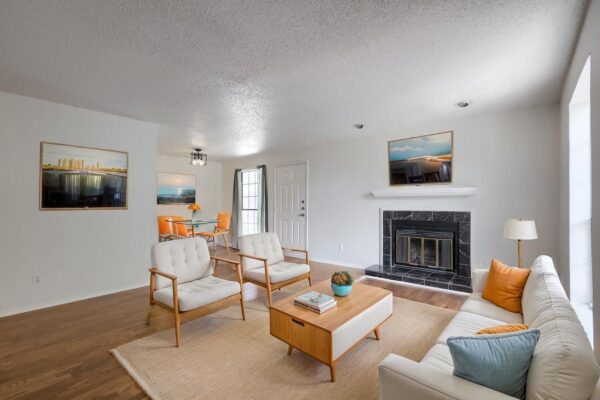 2401 Leon St #100, Austin