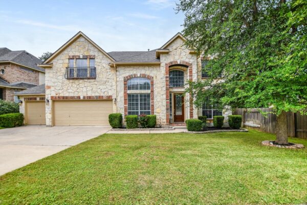 2512 Armatrading Dr, Cedar Park