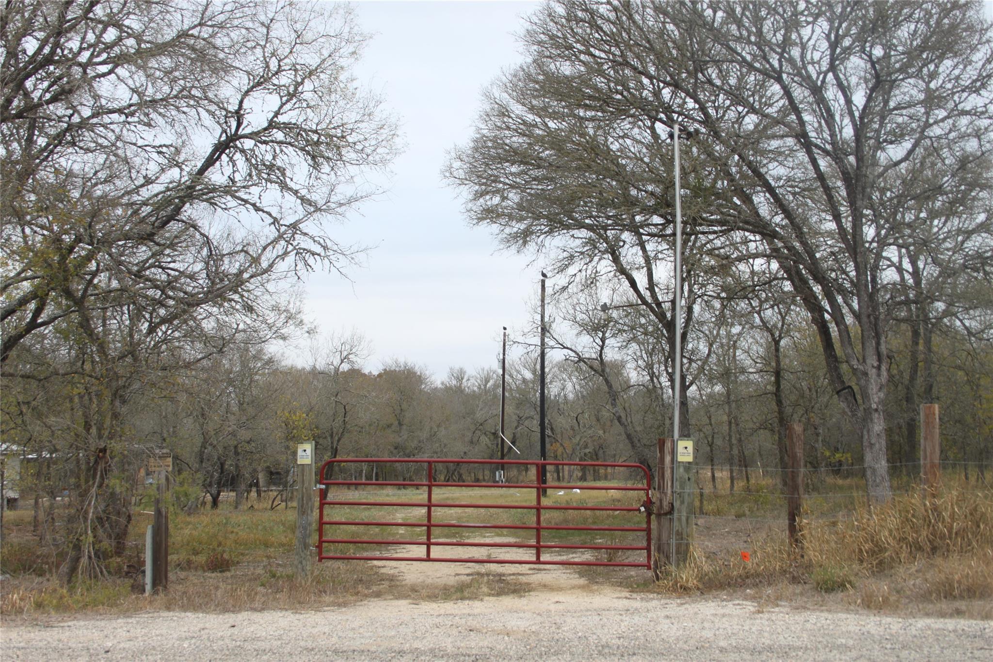 3816 FM 1854 None, Dale, TX 78616