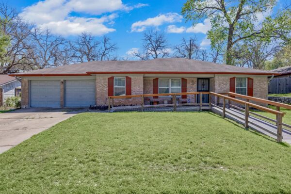 3205 Laguna Dr, Austin