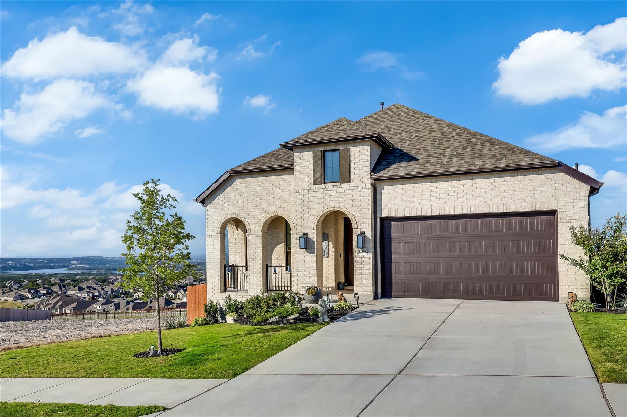 22809 Golden Daisy Ln, Lago Vista, TX 78645