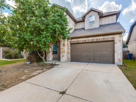 512 Eagle Brook Ln, Buda
