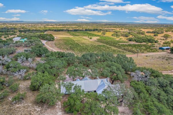878 Ranch Road 2766 None, Johnson City
