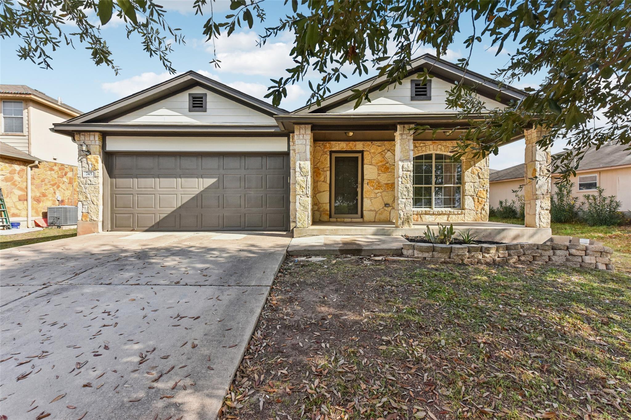 745 Covent Dr, Kyle, TX 78640