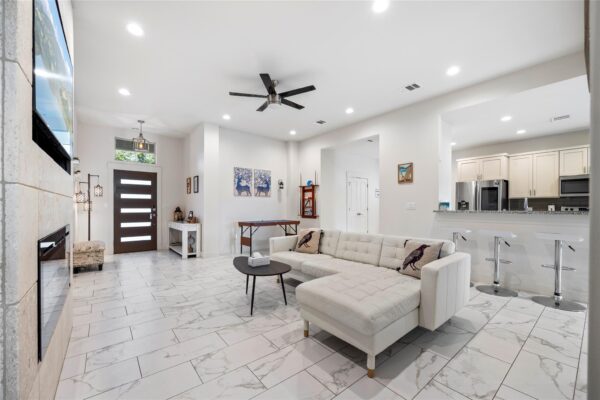21513 Santa Carlo Ave, Lago Vista