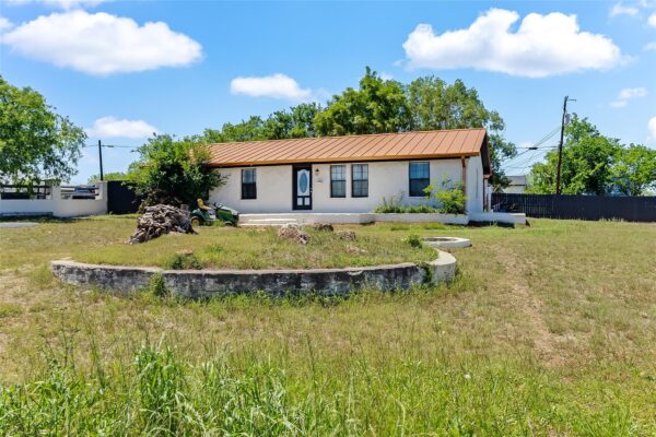 300 Avenue T None, Marble Falls