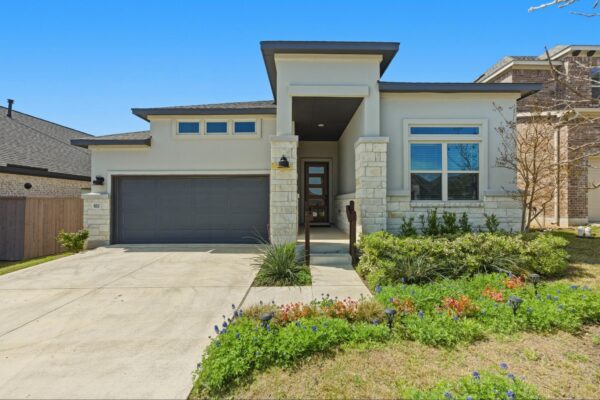 602 Jefferson Dr, Kyle