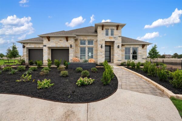 132 Bigtooth Maple Ln, San Marcos