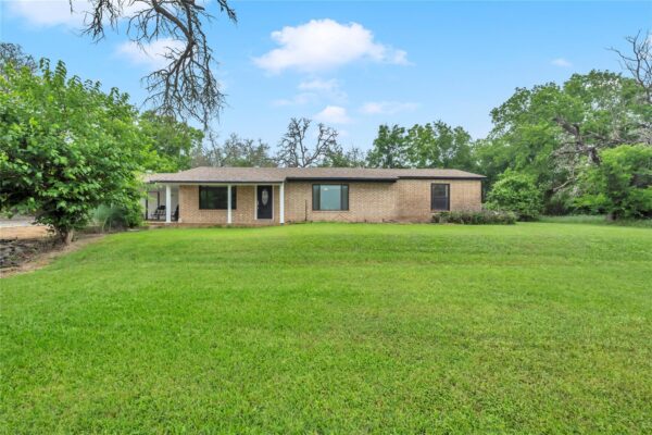 1918 W State Highway 29 None, Burnet