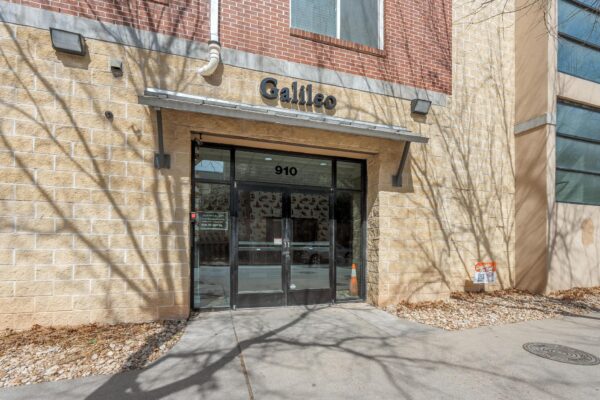 910 W 25th St #406, Austin
