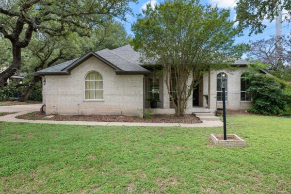 147 Long Wood Avenue Ave, Lakeway