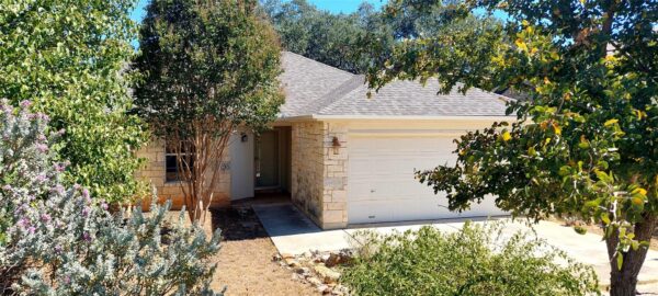 4 Memory Ln, Wimberley