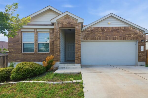 116 Cosmos Ln, Jarrell