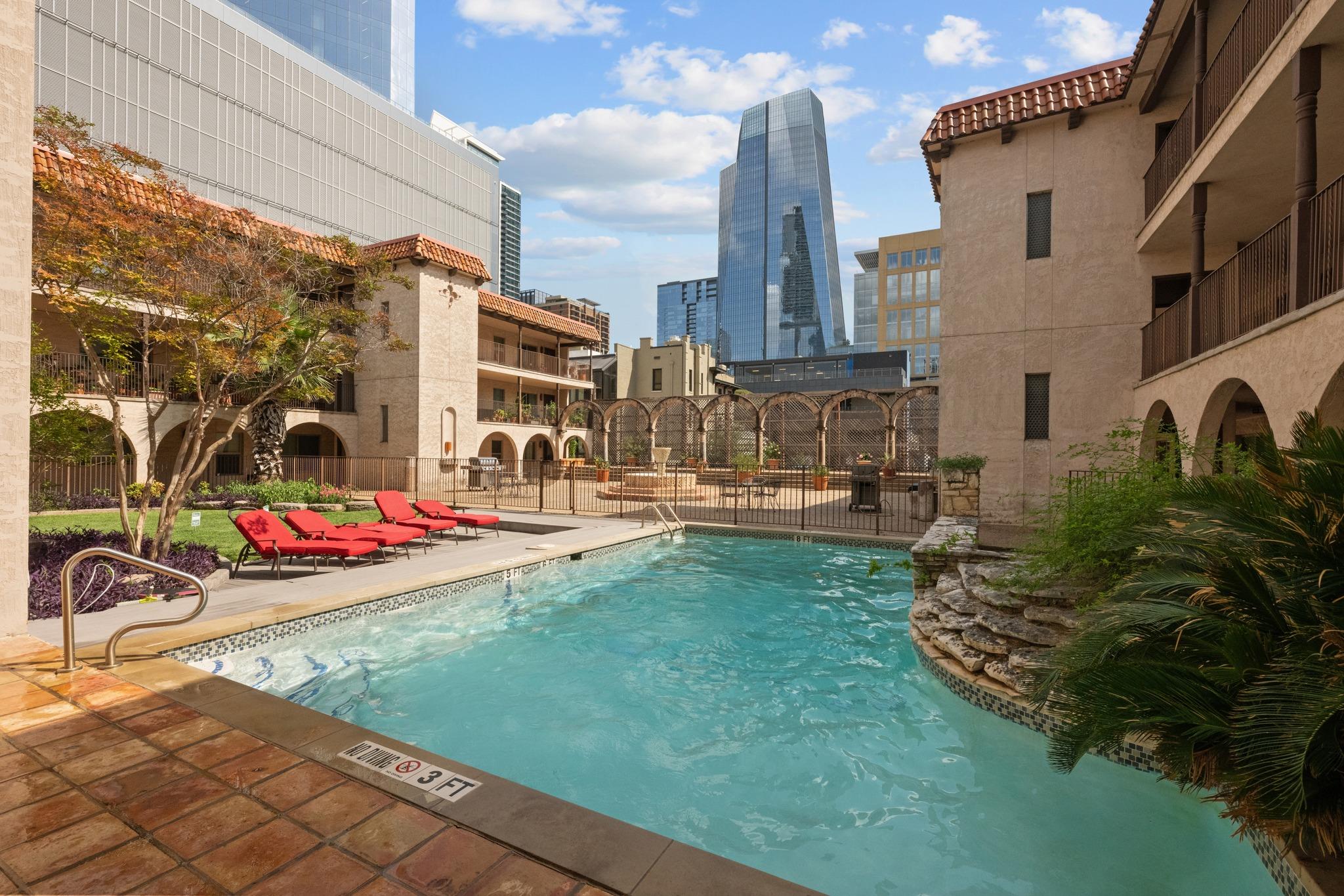 505 W 7th St #113, Austin, TX 78701
