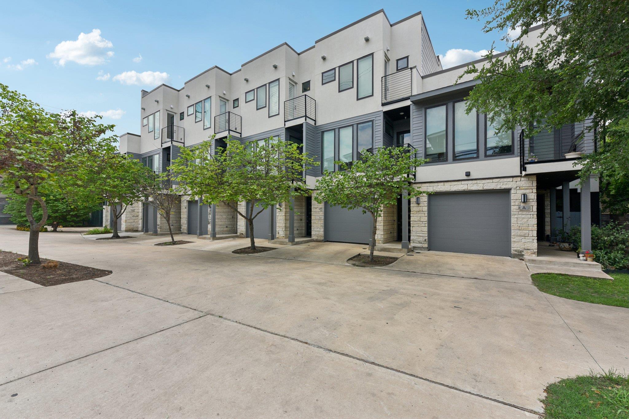 2300 S 5th St #E, Austin