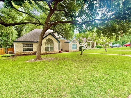 1127 Robin Rd, Elgin