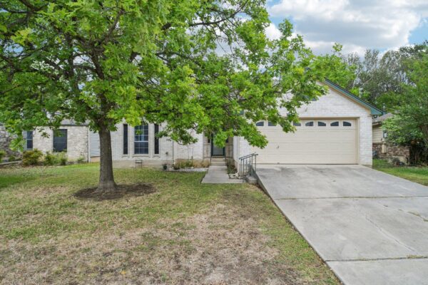 604 Clyde Ct, San Marcos